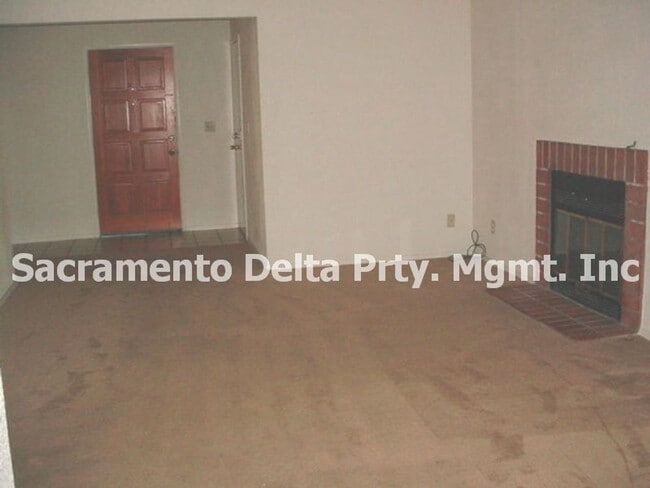 Photo - 3 Bedroom Greenhaven Home