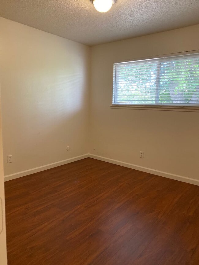 Photo - Duplex - 2 Bedrooms, 1 Bath.