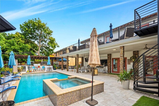 Photo - 1420 SW 88th Ave