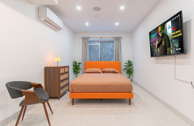 Photo - 1255 Decatur St Unidad ID1464904P