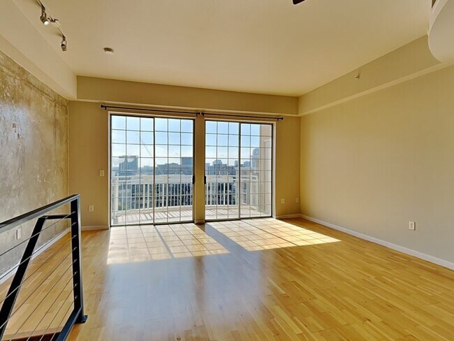 Photo - 3225 Turtle Creek Blvd Unit Blvd 1641