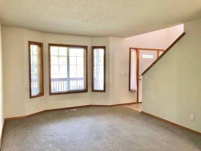 Photo - Spacious 4-Bedroom House in North Newberg near park and schools