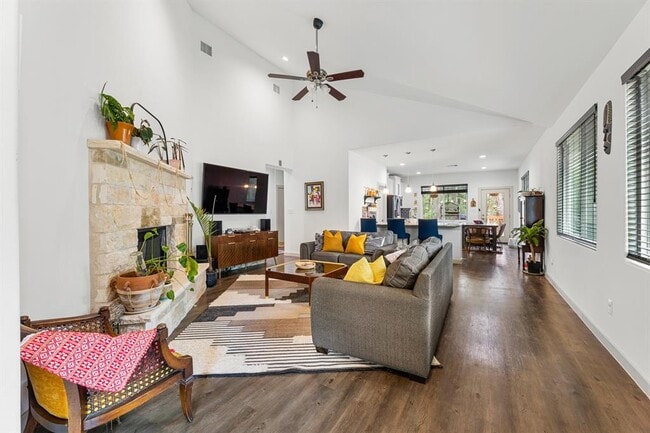 Photo - 205 Hanauma Dr