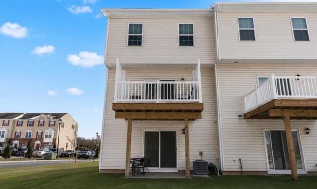 Photo - 110 Jonagold Dr
