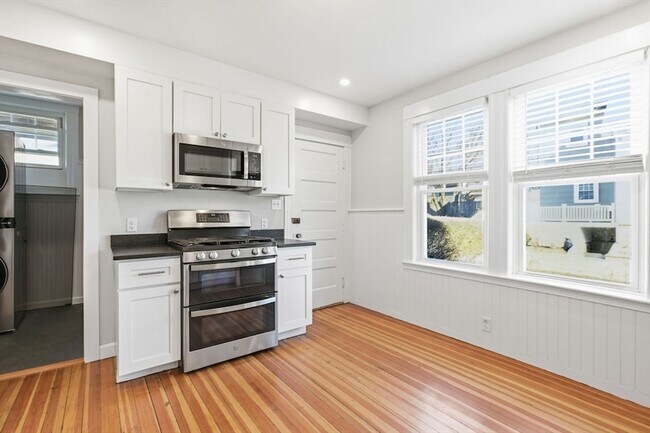 Photo - 113 Minot St Unit 2