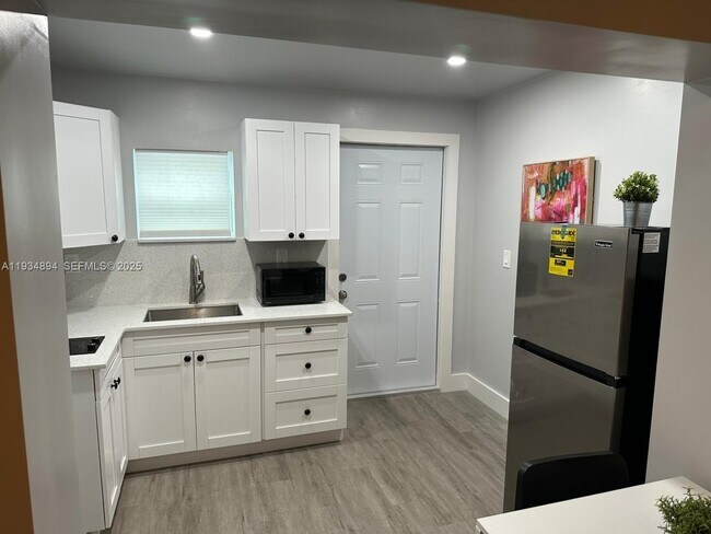 Photo - 1822 NW 4th St Unit C