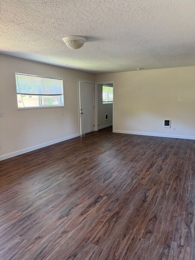 Photo - 603 NW Beary St Unit 605