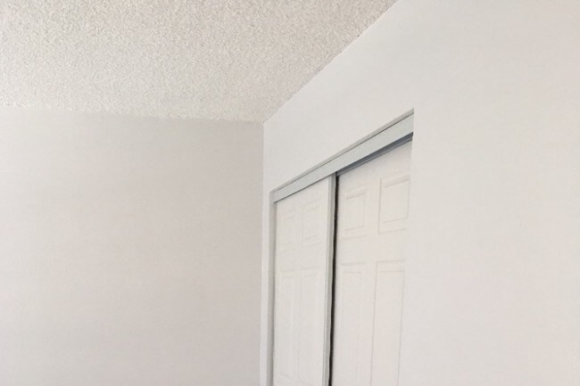 Photo - 4931 Romaine St Unit 12