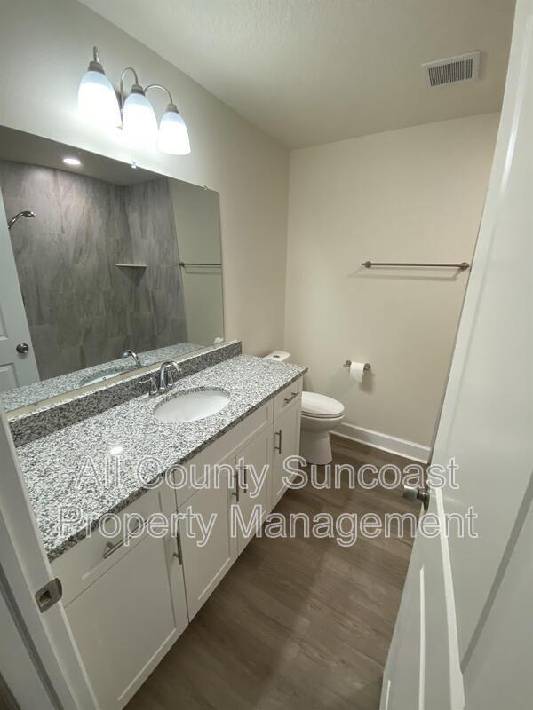 Photo - 768 16th St