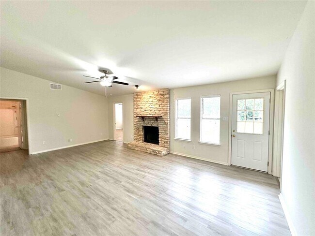 Photo - 503 S Mt Rushmore Dr