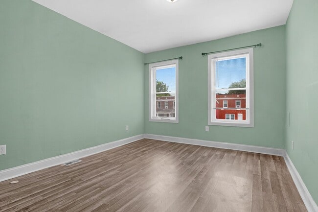 Photo - 3 bedroom 1.5 bathroom in Central Park Heights - Poor Credit Considered