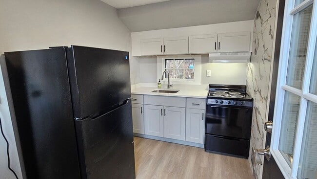 Photo - 825 Scenic Hwy