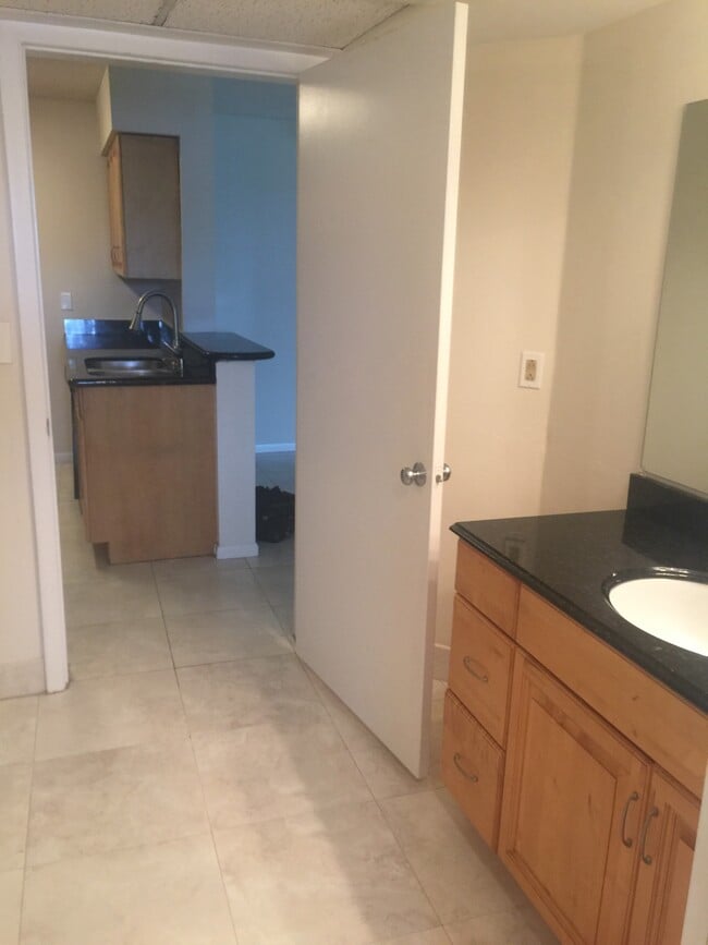Photo - 2880 N Oakland Forest Dr