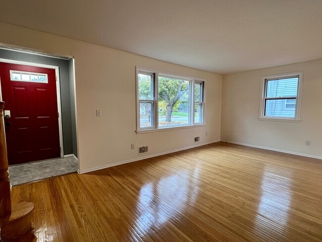 Photo - Spacious 3-bedroom, 1.5-bath Colonial in East Irondequoit!