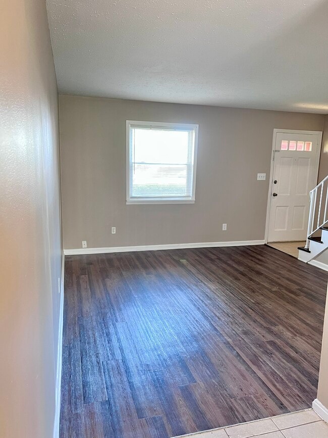 Photo - 309 N Marshall Ave Unit 16