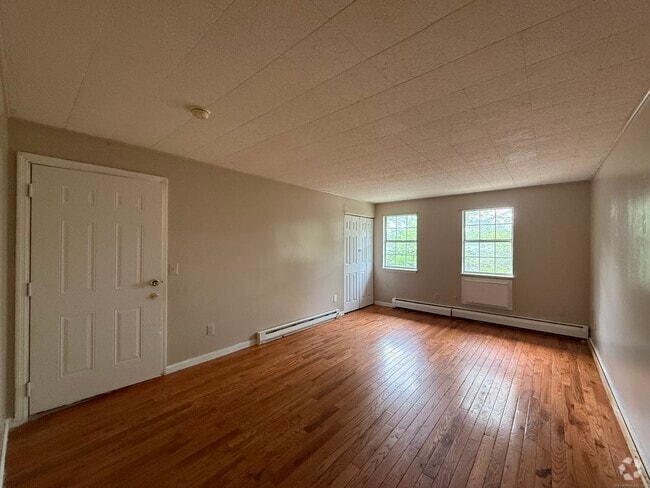 Building Photo - 106 Angel Dr Unit APT C