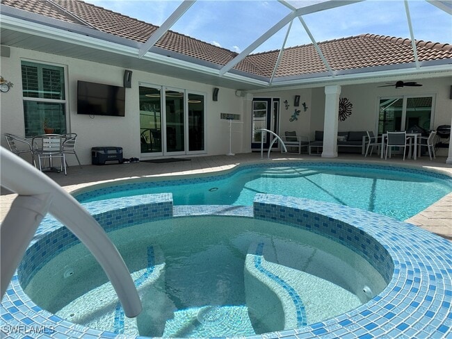 Photo - 1595 Whispering Oaks Cir House