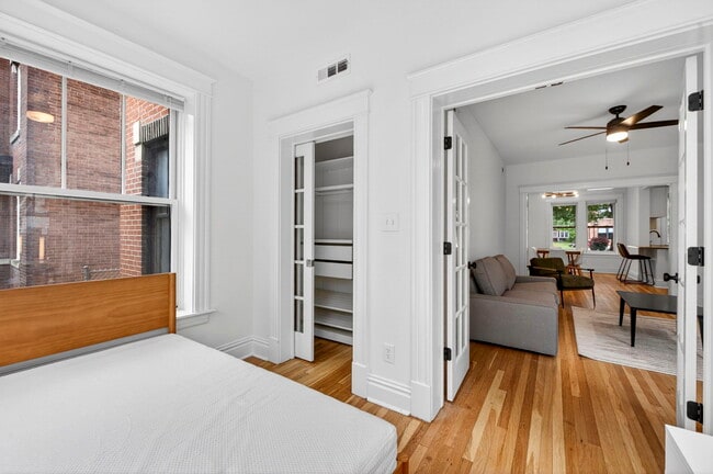 MOSAIC - 718 Limit - Now Leasing 2027/2028