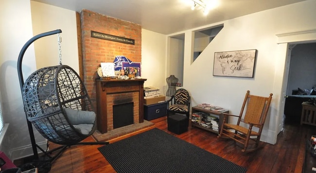 Photo - 456-458 Sycamore St Unidad 458