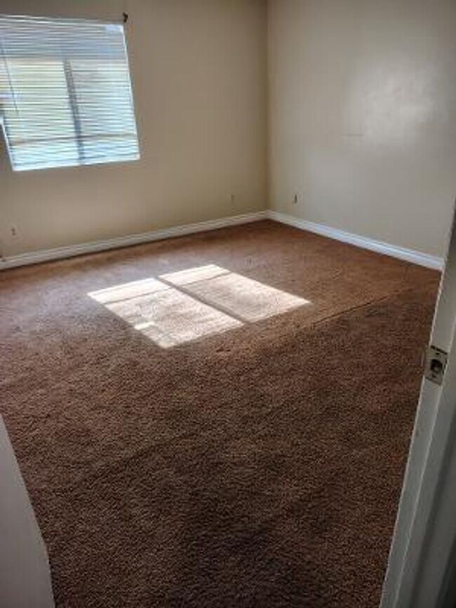 Photo - STINE ROAD #D Unit #D