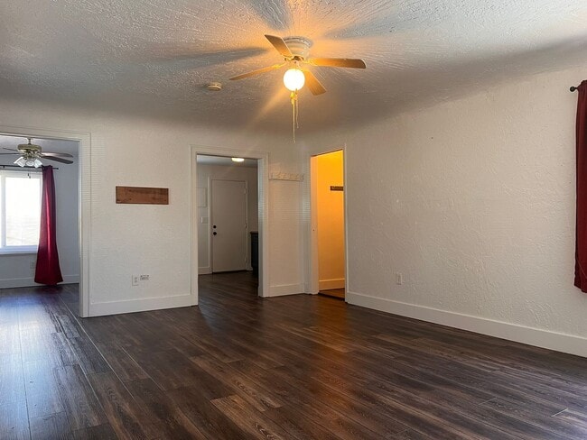Photo - 2BD/1BA DUPLEX W/GARAGE &YARD IN LEBANON