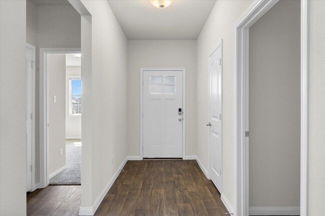 Photo - 1033 Ferryman Dr