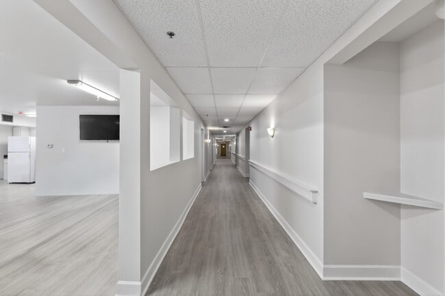 Photo - Argyle Avenue Apartments