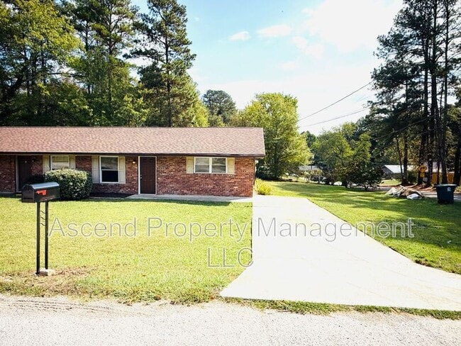 Building Photo - 5052 Eller Rd Unit B