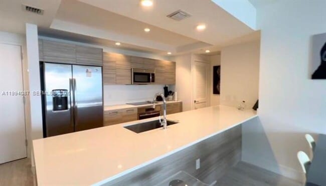 Photo - 121 NE 34th St Unit 121 NE 34th St # 807