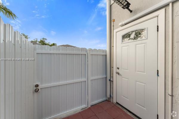 Building Photo - 12912 SW 265th St Unit 1 Rental