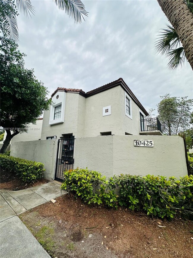 Photo - 10425 SW 154th Ct Townhome