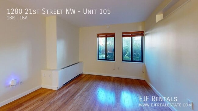 Photo - West End One Bedroom With Front Desk, Pack... Unit 105