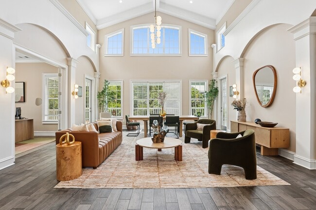 Photo - Parkway Vista