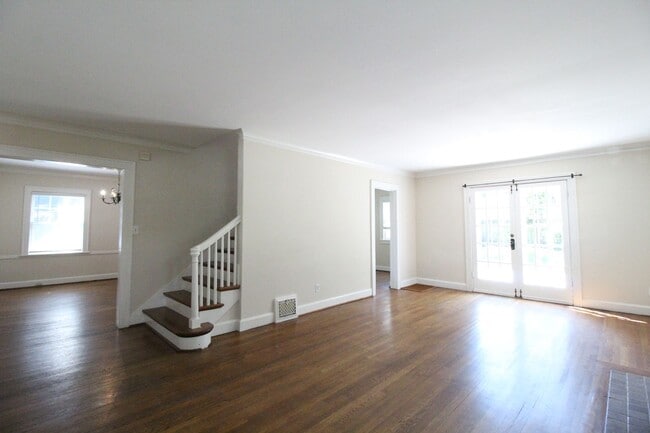 Photo - November FREE On This 3 Bedroom 1.5 Bath H...