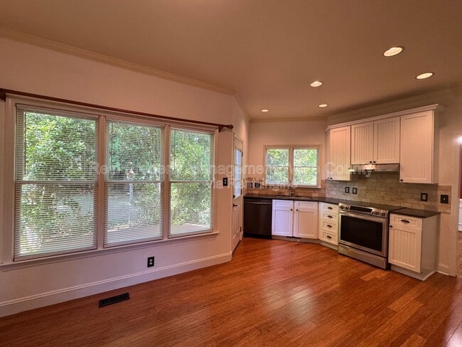 Photo - 102 Powder Mill Ct