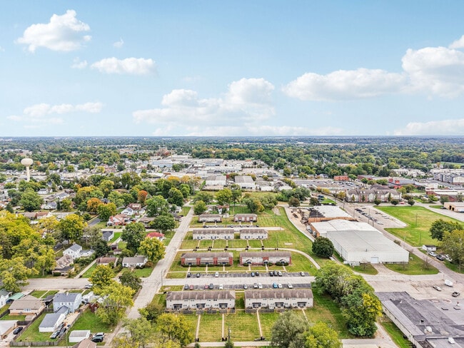 Columbus Crossing Townhomes