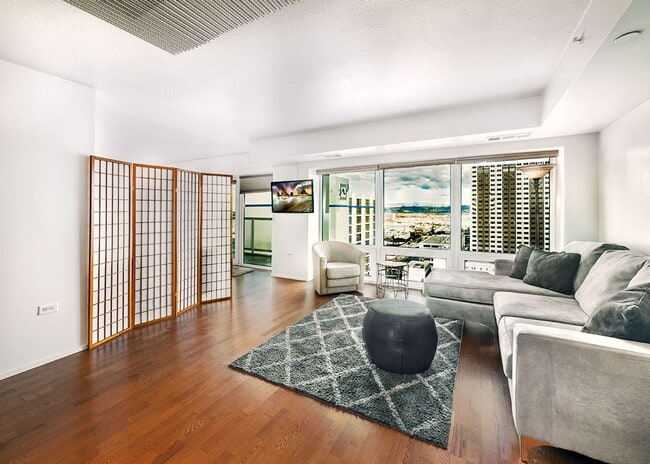 Photo - Clean and Bright Studio Apartment Downtown at The Montage- Utilities included!