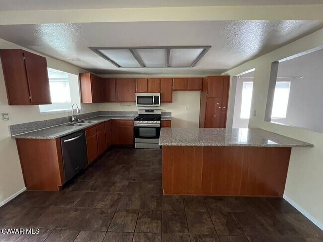 43770 Santa Rosa Cir
