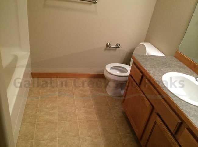 Photo - 2961 N 27th Ave Unidad 20