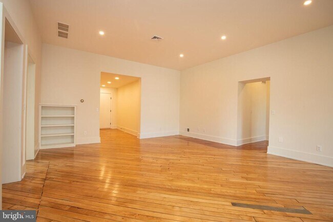 Photo - 71 S Main St Unit 201