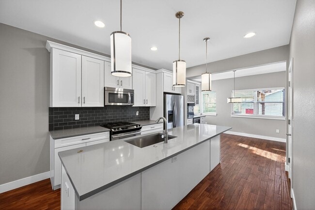 Photo - 1750 W 40th Ave