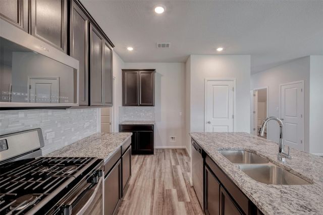 Photo - 128 Tucana St