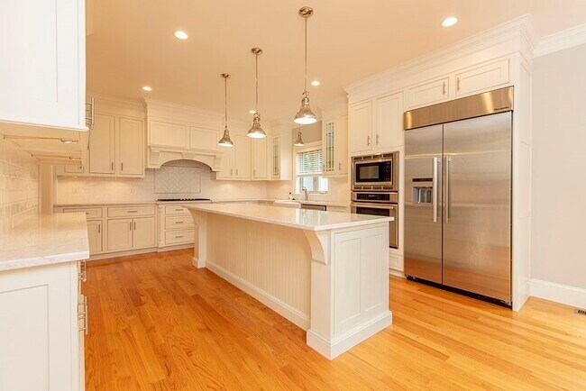 Photo - 33 Liberty Ave