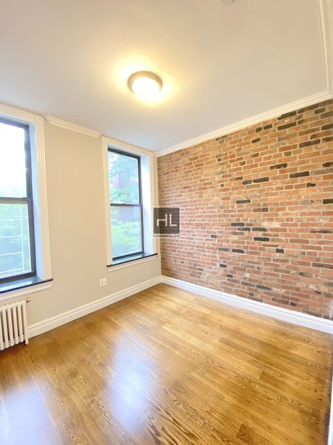 Photo - Mott Street Unidad 8