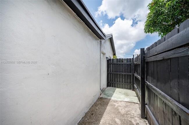 Photo - 9050 NW 31st Ave Unit 3