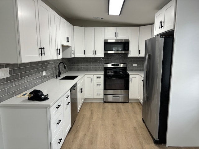 Photo - 318 Shabbona Dr