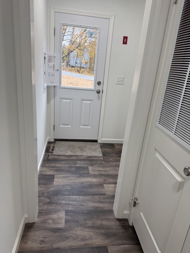 Photo - 18 Abbott St Unit 2