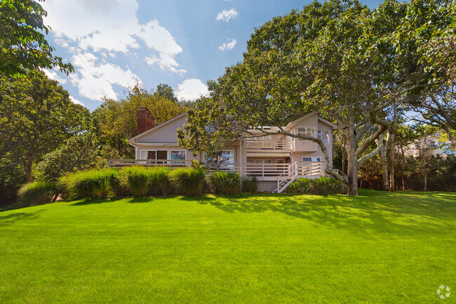 Building Photo - 46 Hedges Banks Dr Rental