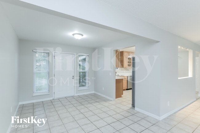 Photo - 2391 Stonebridge Dr