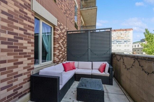 Photo - 3312 Hudson Ave Unit 2D